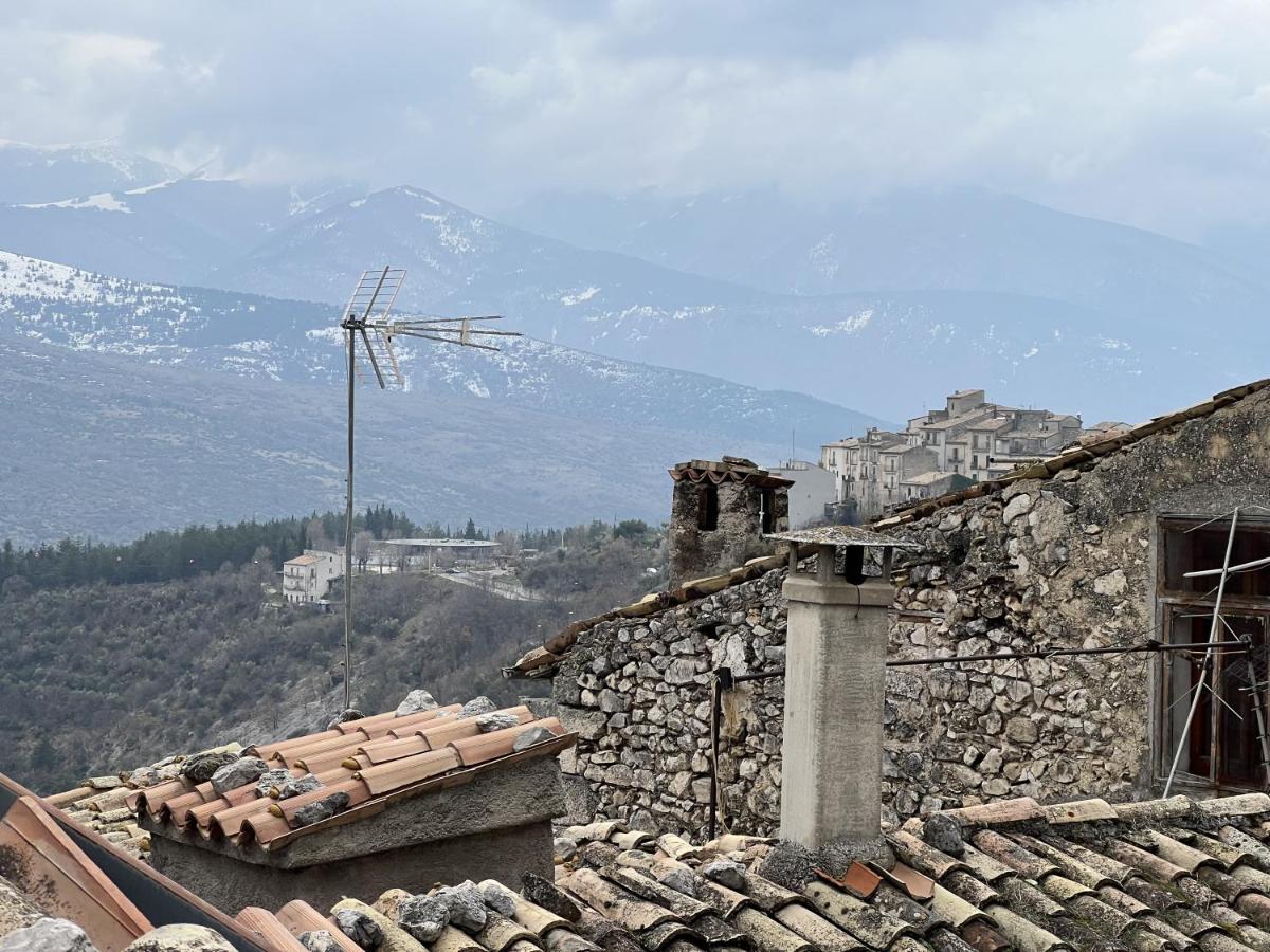 I Due Gradoni Stone House Διαμέρισμα Pacentro Εξωτερικό φωτογραφία